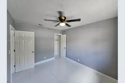 4920 SW 28th Ter #1-2, Dania Beach, FL 33312 - Photo 17