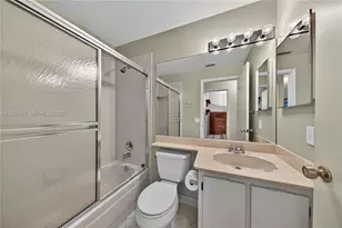 10541 NW 10th St, Plantation, FL 33322 - Photo 33