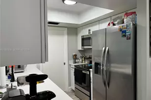 6733 NW 62nd St, Tamarac, FL 33321 - Photo 5