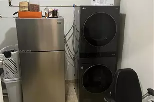 7130 NW 21st Ct, Miami, FL 33147 - Photo 5