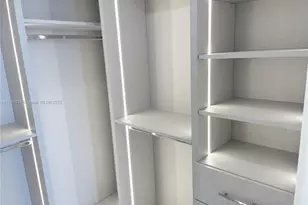 700 NE 24th St, Miami, FL 33137 - Photo 17