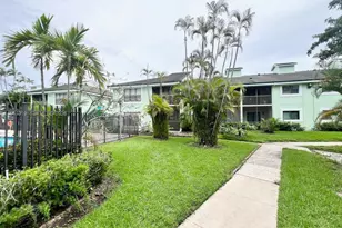 4007 NW 87th Ave, Sunrise, FL 33351 - Photo 5