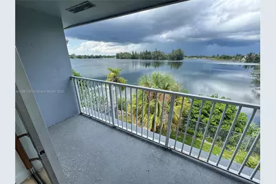 1403 NW 103rd St #304, Miami, FL 33147 - Photo 7