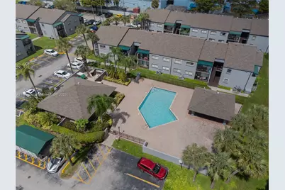 7429 SW 152nd Ave #13-202, Miami, FL 33193 - Photo 3