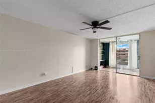 9620 Sunrise Lakes Blvd, Sunrise, FL 33322 - Photo 9