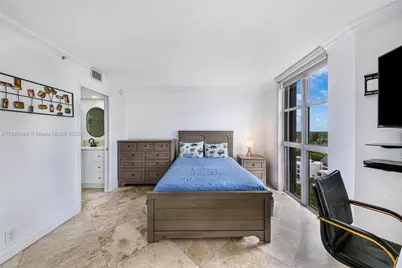 4000 Towerside Ter #1209, Miami, FL 33138 - Photo 23