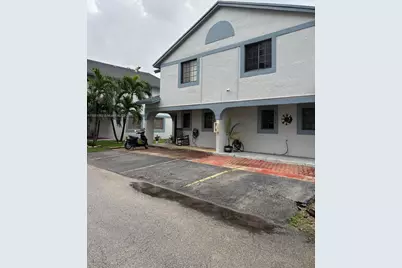 1405 SW 122nd Ave #10-13, Miami, FL 33184 - Photo 3