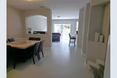 8069 NW 108th Pl, Doral, FL 33178 - Photo 5