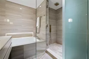 18975 Collins Ave, Sunny Isles Beach, FL 33160 - Photo 11