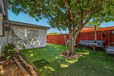 [Address not provided], Miami Gardens, FL 33169 - Photo 19