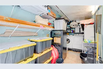 18501 SW 130th Ave, Miami, FL 33177 - Photo 57