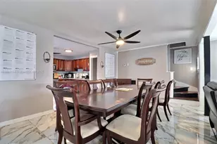 619 SW 10th St, Delray Beach, FL 33444 - Photo 13