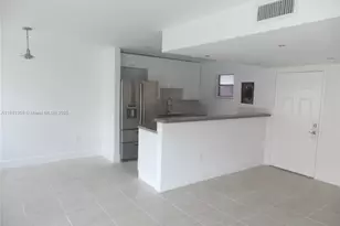 399 NW 72nd Ave, Miami, FL 33126 - Photo 9