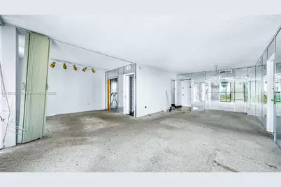 3701 N Country Club Dr #1804, Aventura, FL 33180 - Photo 11