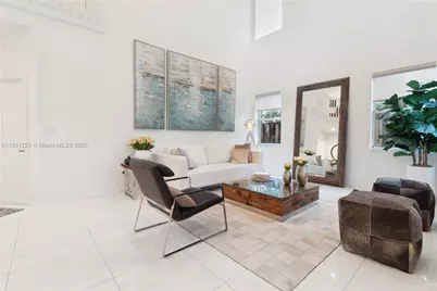 11257 NW 78th St, Doral, FL 33178 - Photo 7