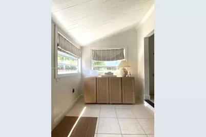 2952 Virginia St, Miami, FL 33133 - Photo 3