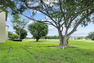 901 SW 128th Ave, Pembroke Pines, FL 33027 - Photo 19