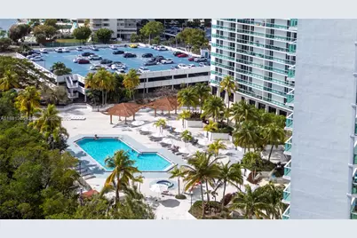 100 Bayview Dr #508, Sunny Isles Beach, FL 33160 - Photo 27