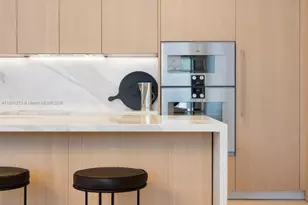 600 72nd St, Miami Beach, FL 33141 - Photo 29