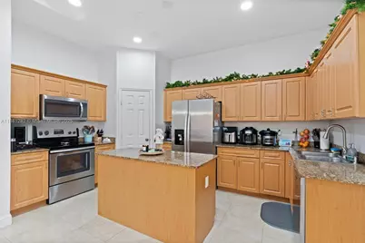 1954 SE 23rd Ter, Homestead, FL 33035 - Photo 9