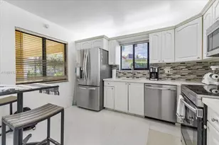 16273 Laurel Dr, Weston, FL 33326 - Photo 11