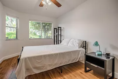 7652 S Pinewalk Dr S #139, Margate, FL 33063 - Photo 9