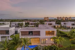 16709 Botaniko Dr N, Weston, FL 33326 - Photo 95