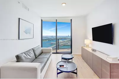 398 NE 5th St #3810, Miami, FL 33132 - Photo 5