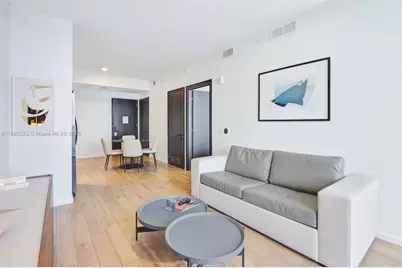 398 NE 5th St #3810, Miami, FL 33132 - Photo 7