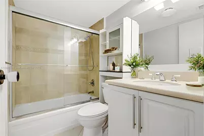 1600 SE 15th St #305, Fort Lauderdale, FL 33316 - Photo 9