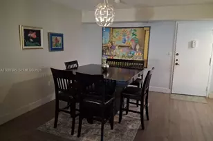 1400 St Charles Pl, Pembroke Pines, FL 33026 - Photo 5