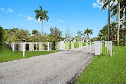 2400 SW 112th Ave, Davie, FL 33325 - Photo 53