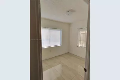 890 NW 106th St #890, Miami, FL 33150 - Photo 9