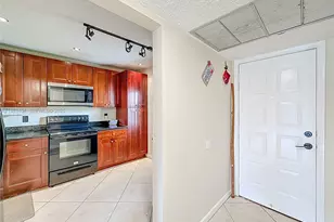 8422 E Boca Glades Blvd E, Boca Raton, FL 33434 - Photo 15