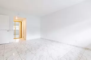 16985 SW 113th Ct, Miami, FL 33157 - Photo 9