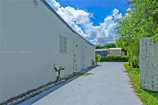 2960 NW 165th St, Miami Gardens, FL 33054 - Photo 19