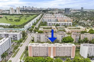 1001 NE 14th Ave, Hallandale Beach, FL 33009 - Photo 27