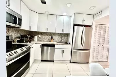 9500 W Bay Harbor Dr #2G, Bay Harbor Islands, FL 33154 - Photo 7