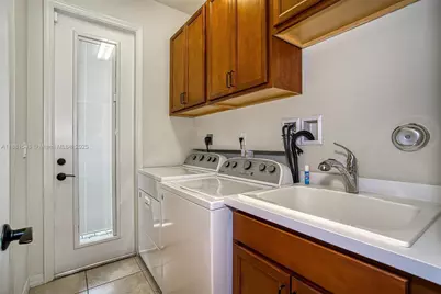 5060 Eucalyptus Dr #2, Hollywood, FL 33021 - Photo 19