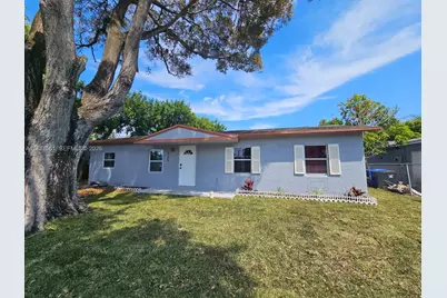 325 SW 80th Ter, North Lauderdale, FL 33068 - Photo 1