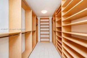 609 Ocean Dr, Key Biscayne, FL 33149 - Photo 19