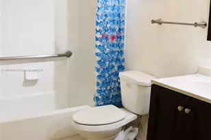 19999 E Country Club Dr, Aventura, FL 33180 - Photo 13