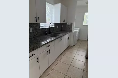 2155 NW 64th St, Miami, FL 33147 - Photo 5