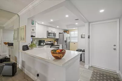 4540 N Ocean Dr #104, Lauderdale by the Sea, FL 33308 - Photo 9