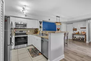 12178 St.Andrews Pl, Miramar, FL 33025 - Photo 9