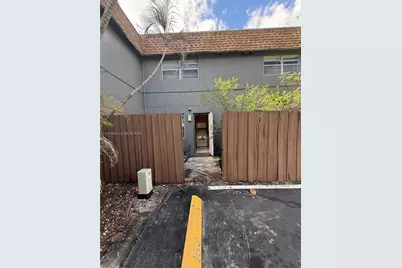 4625 NW 9th Dr #4625, Plantation, FL 33317 - Photo 25