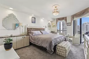 20191 E Country Club Dr, Aventura, FL 33180 - Photo 9