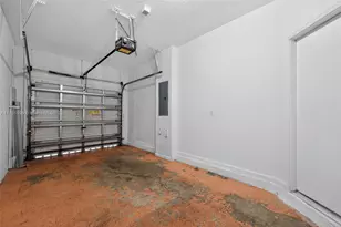 21105 NW 14th Pl, Miami Gardens, FL 33169 - Photo 13