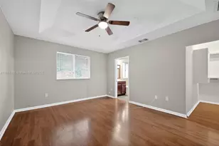 21105 NW 14th Pl, Miami Gardens, FL 33169 - Photo 11