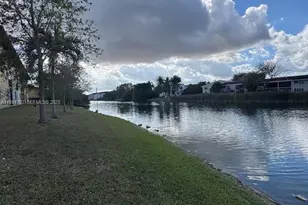 15480 SW 82nd Ln, Miami, FL 33193 - Photo 1